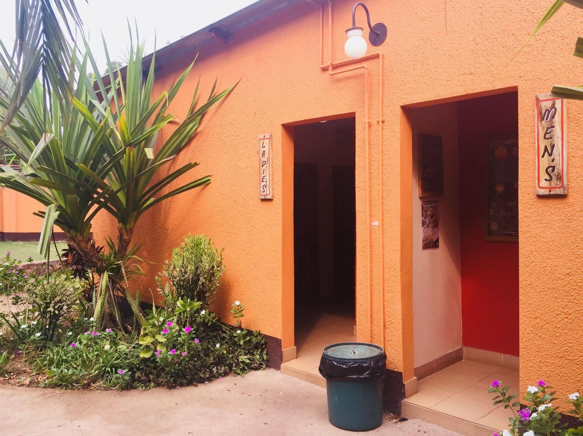 Jollyboys Backpackers Hostel Livingstone Exterior foto